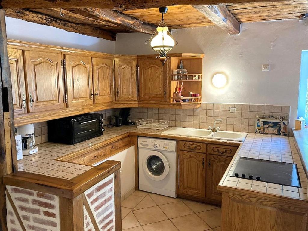 Location Gite Entre Cahors Et St Cirq Lapopie Arcambal Exteriör bild